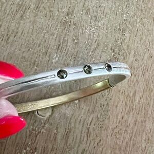 NEW MARLYN SCHIFF Two Tone Crystal Beaded Hinged Bangle Bracelet 7.25”